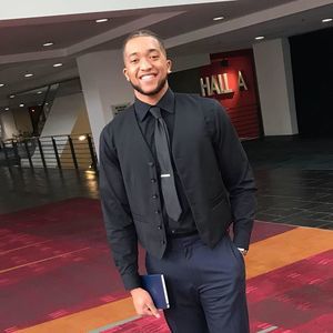 Meet your Posher, Elijah